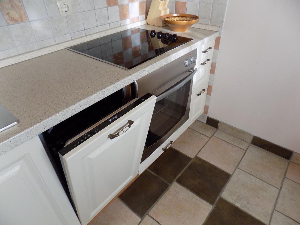 Apartment Zeleni Dragulj Pohorje Oplotnica Exterior foto